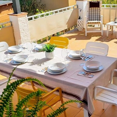 شقة Agradable Casa Con Terraza En S'Agaro سان فيليو ذي غيشولس المظهر الخارجي الصورة